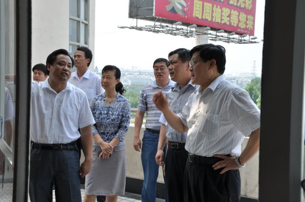 山东省司法厅程飞厅长来松园所调研